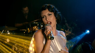 Dry Martina Trailer