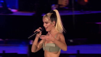 Dua Lipa - OnePlus Music Festival 2019 Mumbai - India Trailer
