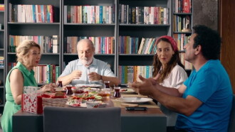 Dünya Evi Trailer