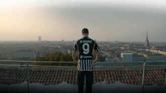 Dusan Vlahovic e la passione juventina a Torino Trailer
