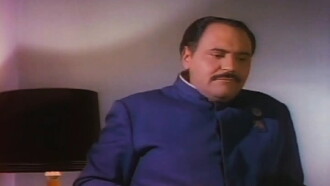 El metiche Trailer