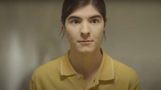 Ella    y Él Trailer