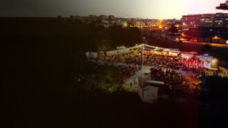 En avant guinguette! Trailer