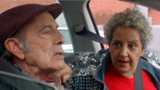 En la cabeza de papá Trailer