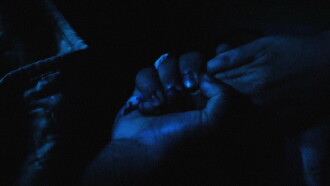En lo oscuro no se ve Trailer