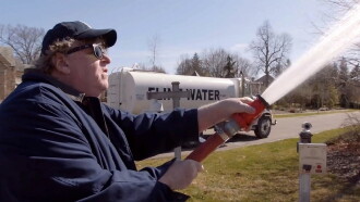 Fahrenheit 9/11 Trailer