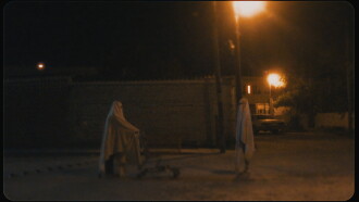 Fantasmas sin Hogar Trailer
