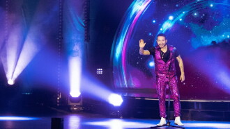 Felipe Avello: Well Dressed, Well Received Trailer