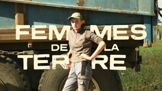 Femmes de la terre Trailer