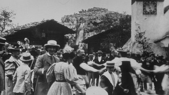 Fête au village Trailer