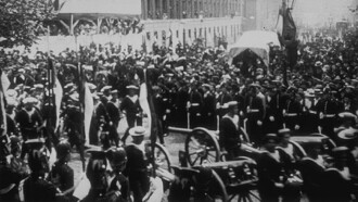 Fête du jubilé de la reine d'Angleterre : le cortège, l’artillerie de marine Trailer
