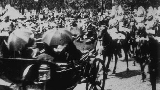 Fête du jubilé de la reine d'Angleterre : Le cortège, les princes étrangers Trailer