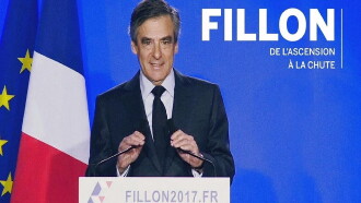 Fillon, de l'ascension à la chute Trailer