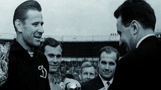 Football, arme du KGB Trailer