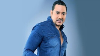 Frank Reyes: Let Me Into You Trailer