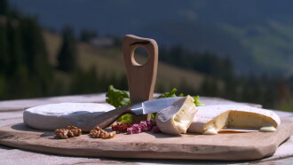 Fromages de montagne, au sommet du gout ? Trailer