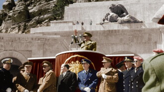 Generalísimo, la vida de Franco en color Trailer