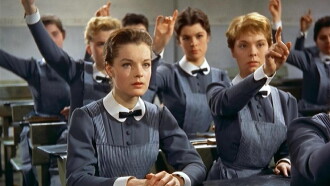 Girls in Uniform Trailer
