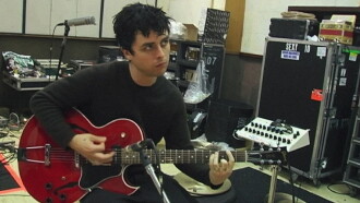 Green Day: Heart Like a Hand Grenade Trailer