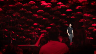 Guillermo Guiz a un bon fond Trailer