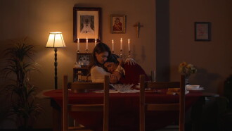 Hermanas Trailer