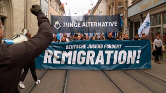 Höcke. Und seine Hintermänner Trailer