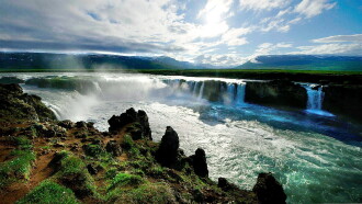 Iceland: On Top of the World Trailer