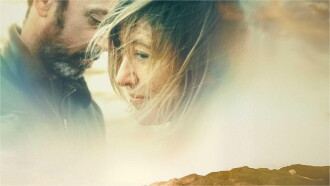 Il n'y a pas d'ombre dans le désert Trailer