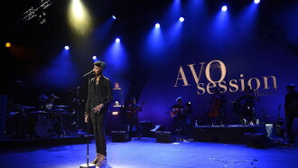 Imany plays Avo Session Trailer