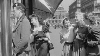 Innocents in Paris Trailer