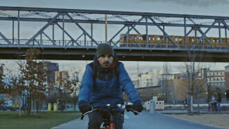 Iragan gunea Berlin Trailer