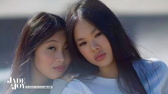 Jade et Joy : les secrets des filles Hallyday Trailer