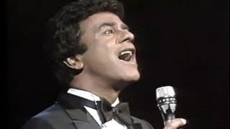 Johnny Mathis - Live in Chicago Trailer
