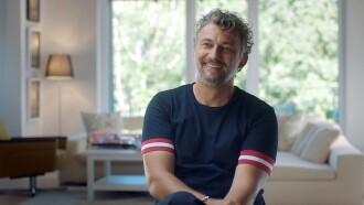 Jonas Kaufmann - A Global Star in Private Trailer