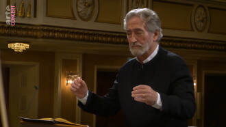 Jordi Savall dirige le Requiem de Mozart Trailer
