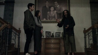 Kain Kafan Hitam Trailer
