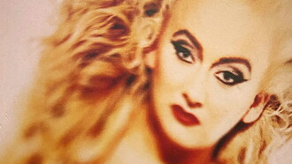 Karin Bloemen: La on Tour Trailer