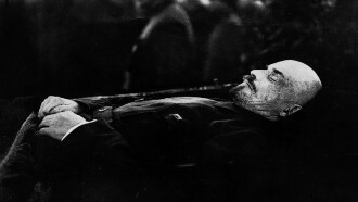 Kino-Pravda No. 21: Lenin Kino-Pravda. A Film Poem About Lenin Trailer