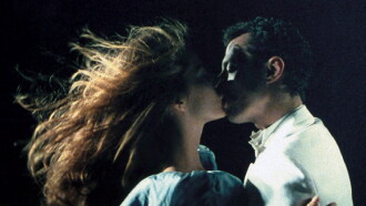 Kiss 2348/72 Trailer