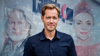 Konkurs på 1. klasse - Jagten på Lauritz-millionerne Trailer