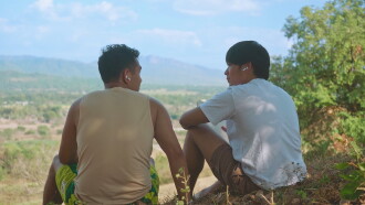 Kung Nag-aatubili Trailer