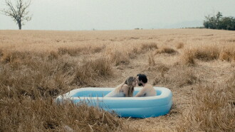 La brava gente Trailer