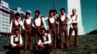 La danza de los Mirlos Trailer