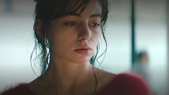 La Fille qu'on appelle Trailer
