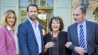 La Loi de Julien, Le bon fils Trailer