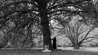 La Lune et Notre Sang Trailer