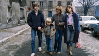 La vie continue Trailer