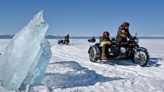 La voie des glaces Trailer
