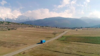 L'Aquila: una città italiana Trailer