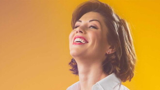 Laurie Peret - Spectacle alimentaire en attendant la pension Trailer